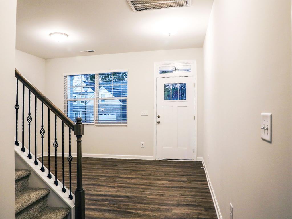1035 Gallivant Way - Photo 4 of 27
