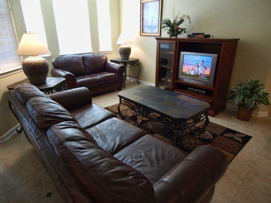 318 Terrace Ridge Cir - Photo 3 of 9