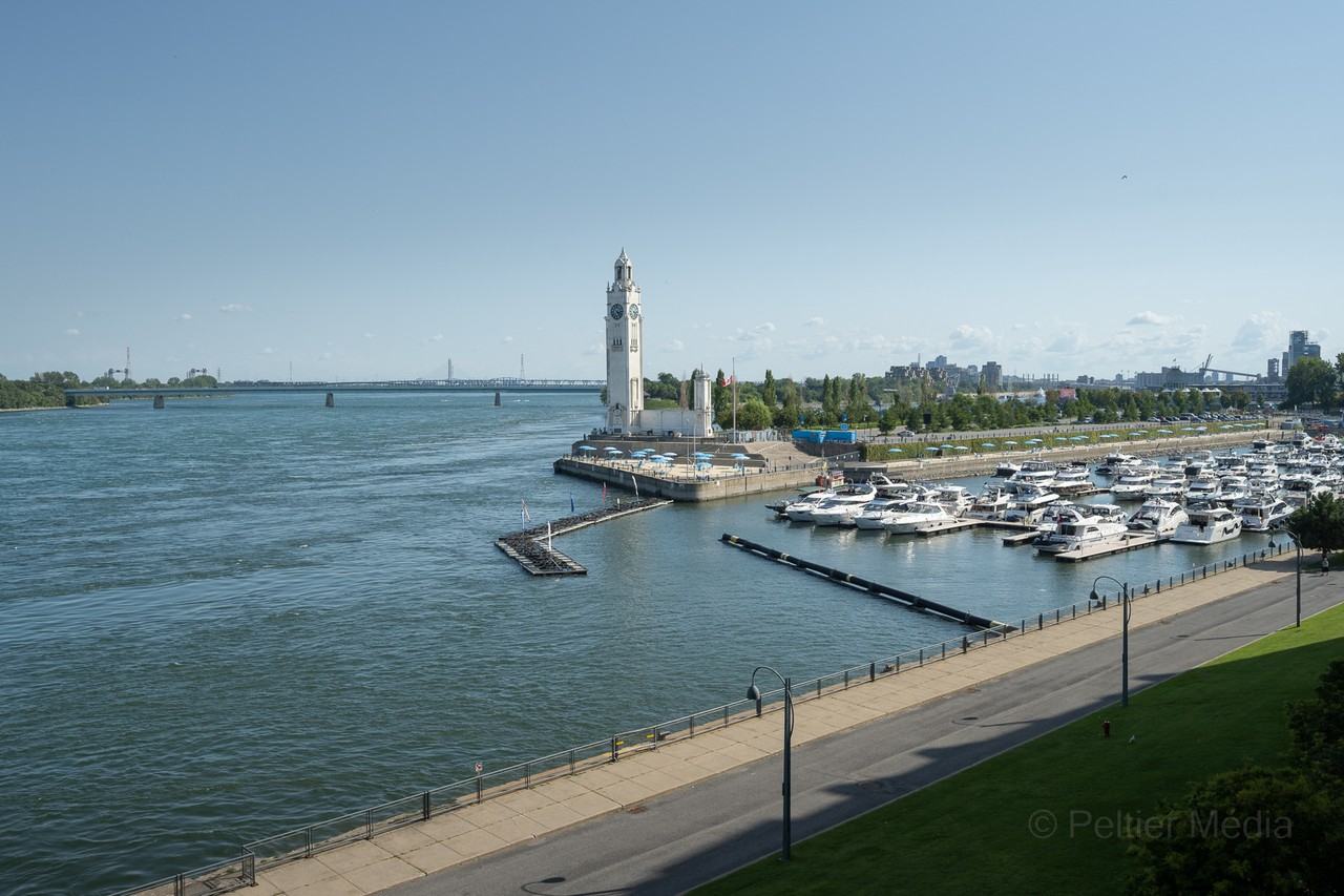 1000 Rue de la Commune Est #426