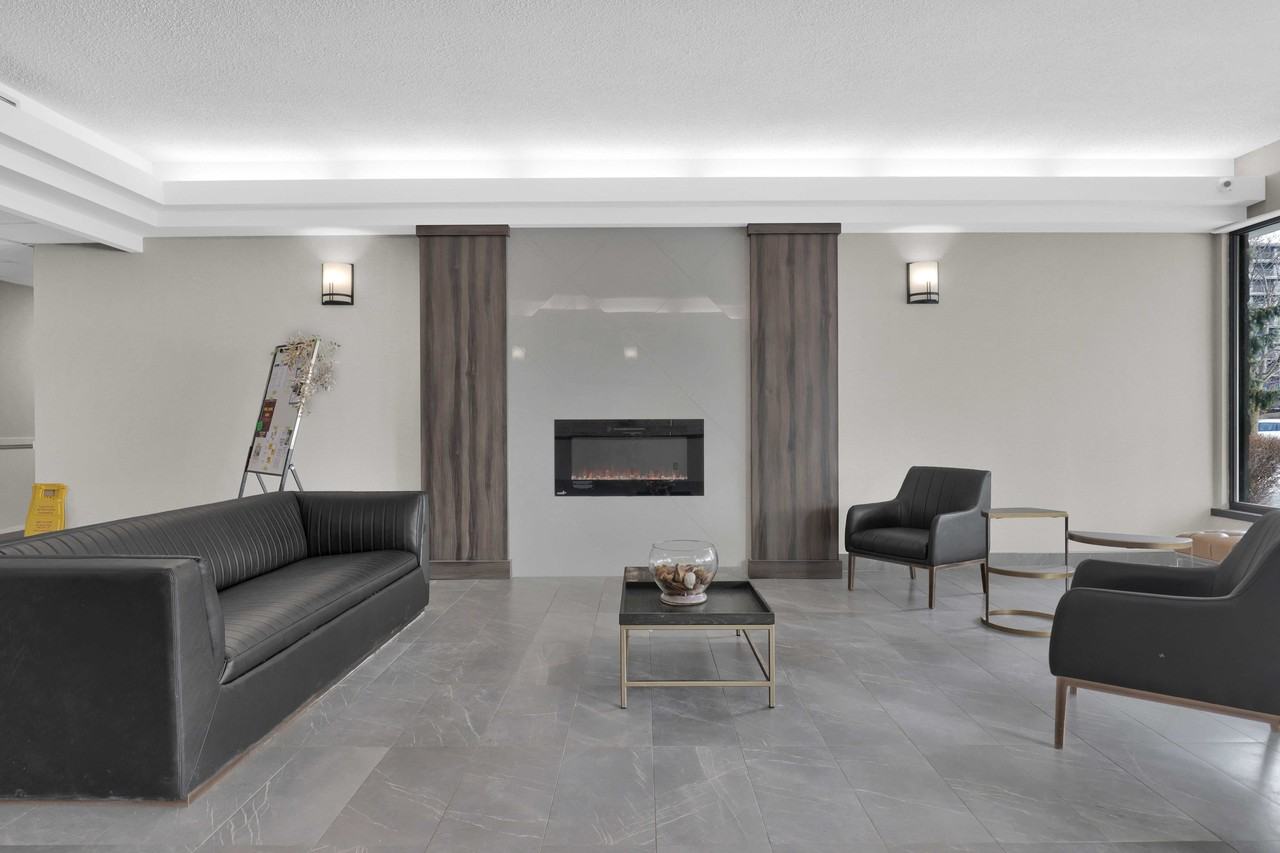 MacDonald - Photo 6 of 14