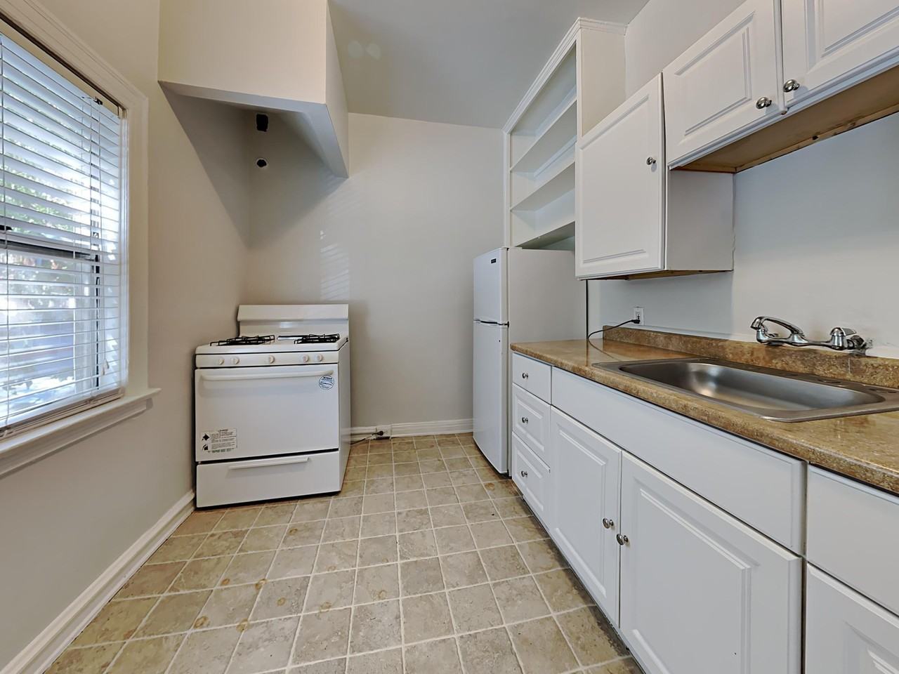 6434 Yucca Street - Photo 6 of 15