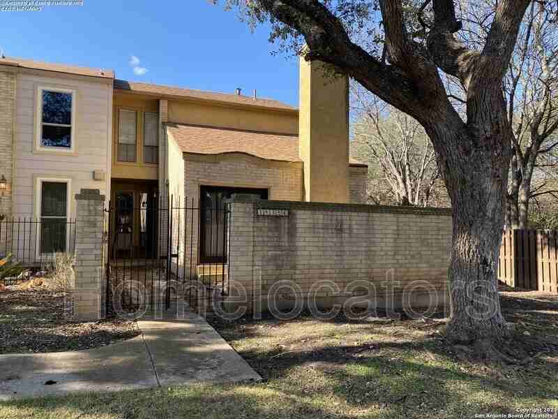 14356 Brook Hollow Blvd - Photo 2 of 11