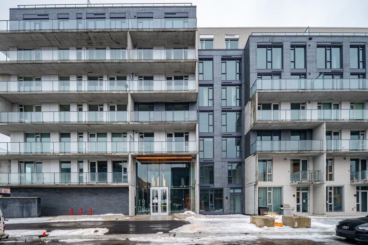 1900 Rue SuzanneCoallier 428, Montréal, QC H4M 0A8 2 Bedroom Condo