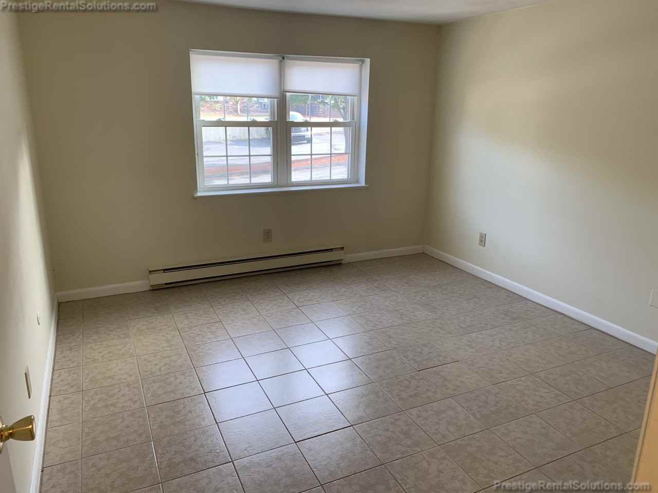 740 Central St #H13 - Photo 6 of 11