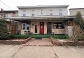 featured image of 4 Broad St #2