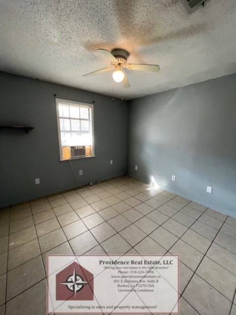 944 Sybil Dr #1 - Photo 2 of 6