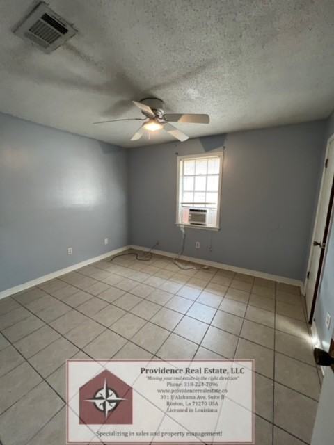 944 Sybil Dr #1 - Photo 4 of 6