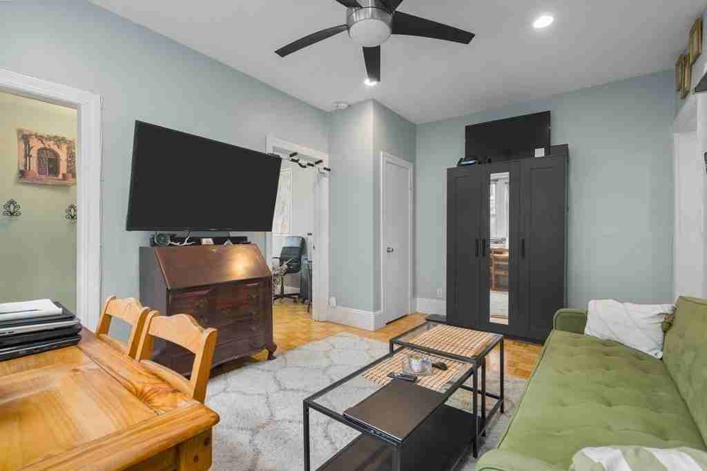 56 Park Vale Ave #12 - Photo 6 of 10