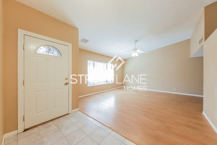 7402 W Bloomfield Rd - Photo 2 of 15