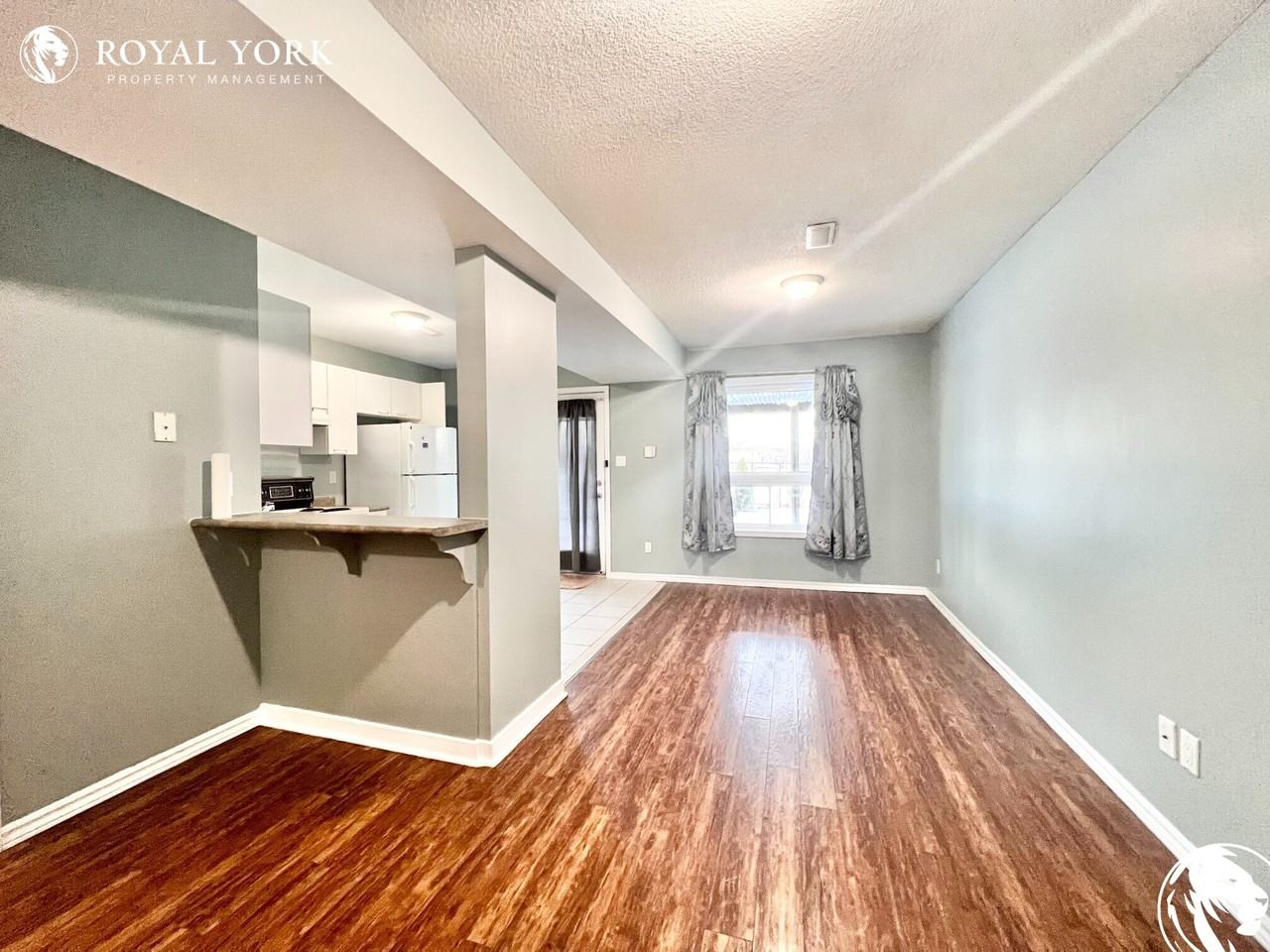 1571 Avonmore Sq #2 - Photo 3 of 21