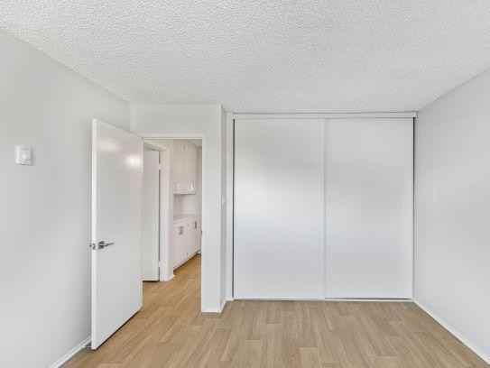 233 North Mollison Avenue - Photo 7 of 16