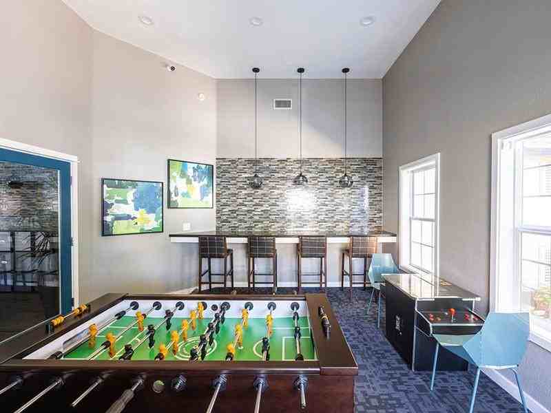 12800 Se 7th St - Photo 4 of 50