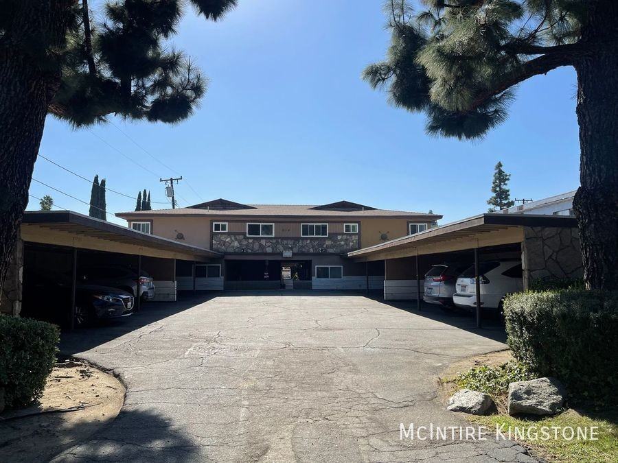 514 W Huntington Dr #I - Photo 2 of 25