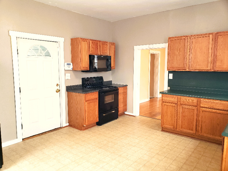 902 N 9th St - Photo 7 of 13