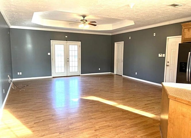 3672 E Hawthorne Rd - Photo 2 of 8