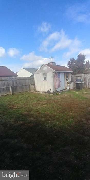 216 Corinthian Ave #NA - Photo 2 of 6