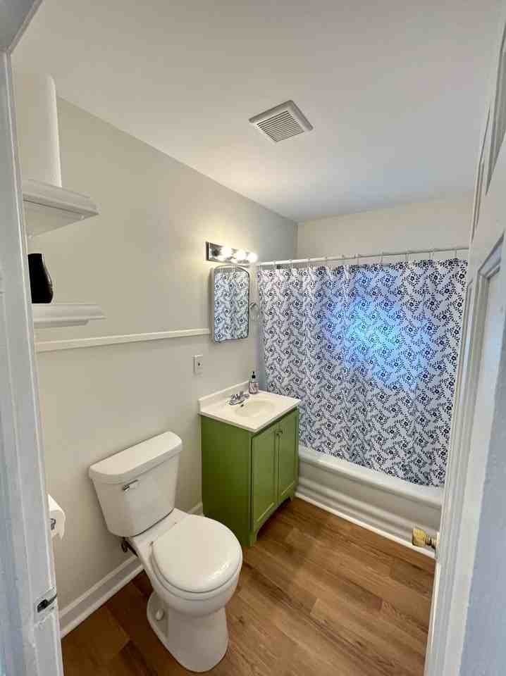 3208 Parkside Ave - Photo 3 of 11