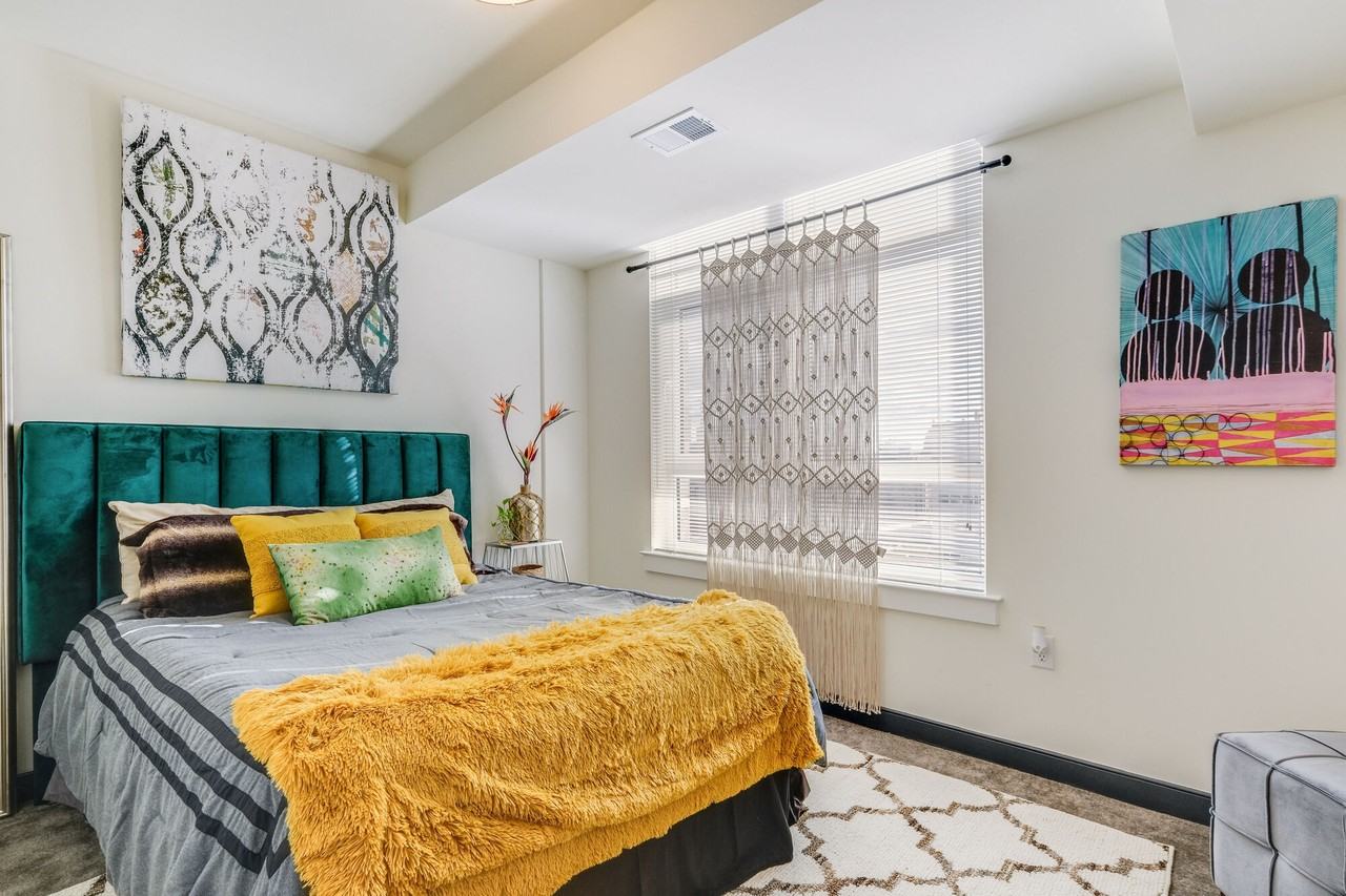 Liberty Place - Photo 3 of 47