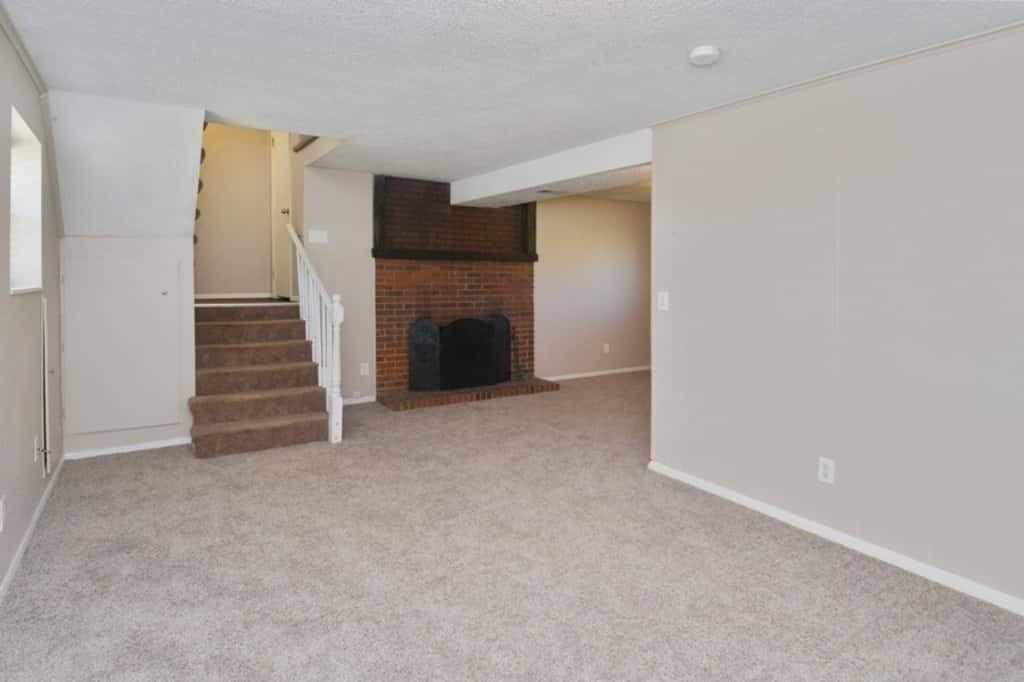 1549 S Telluride St - Photo 2 of 14