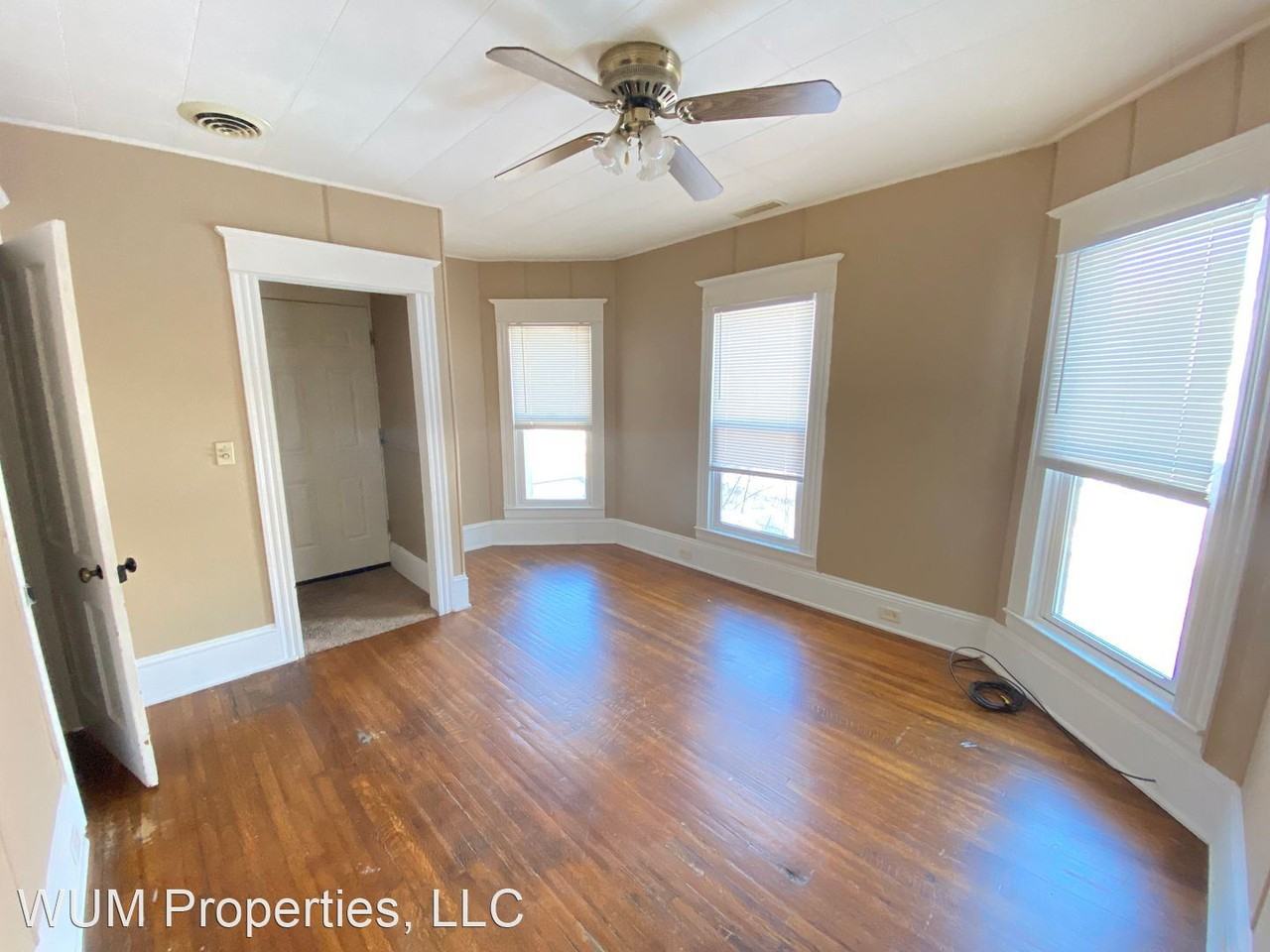 101 S. McLean - Photo 2 of 8