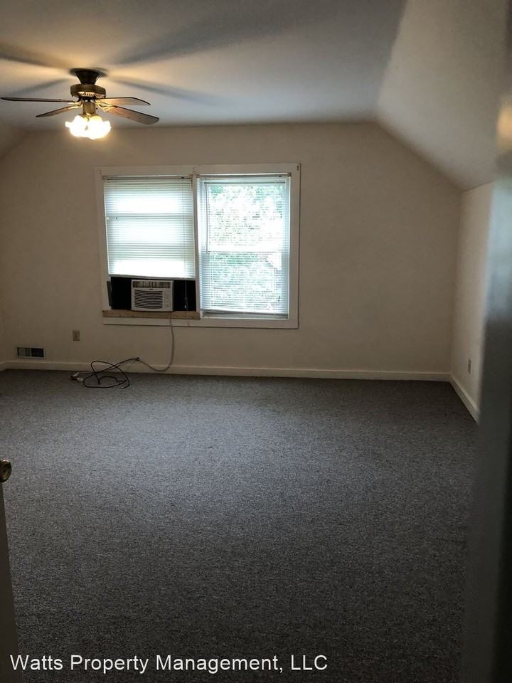 105 Riverview Rd - Photo 3 of 16