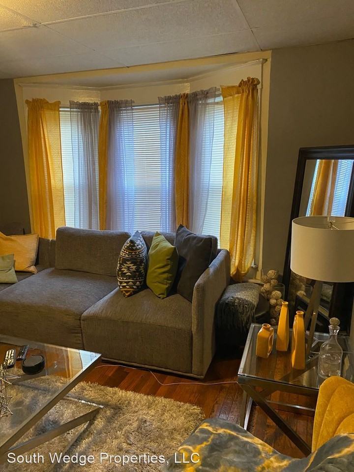 297-299 Averill Avenue - Photo 2 of 15