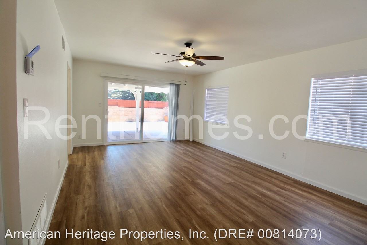 3657 Mount Acadia Blvd - Photo 2 of 15