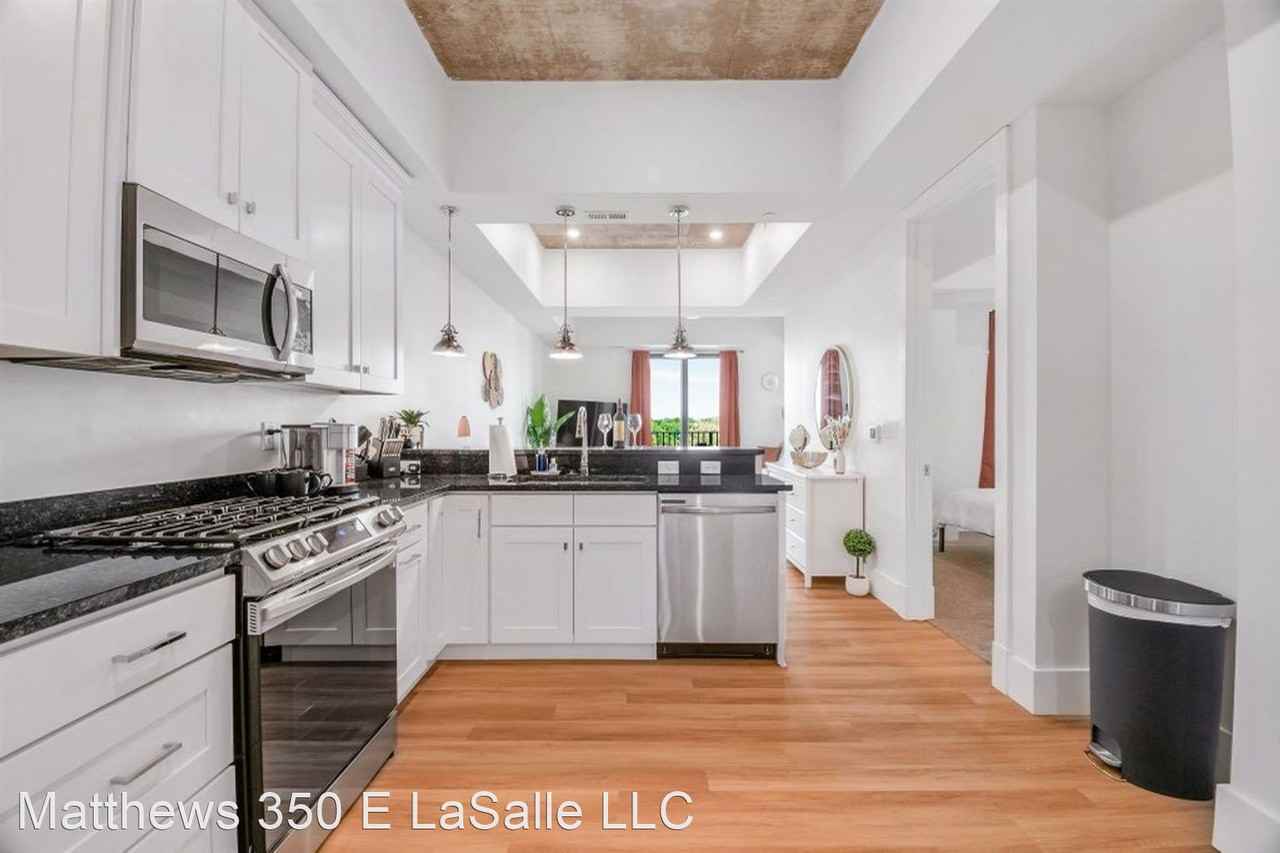 300 East LaSalle Apartments 300 E Lasalle Ave, South Bend, IN 46617