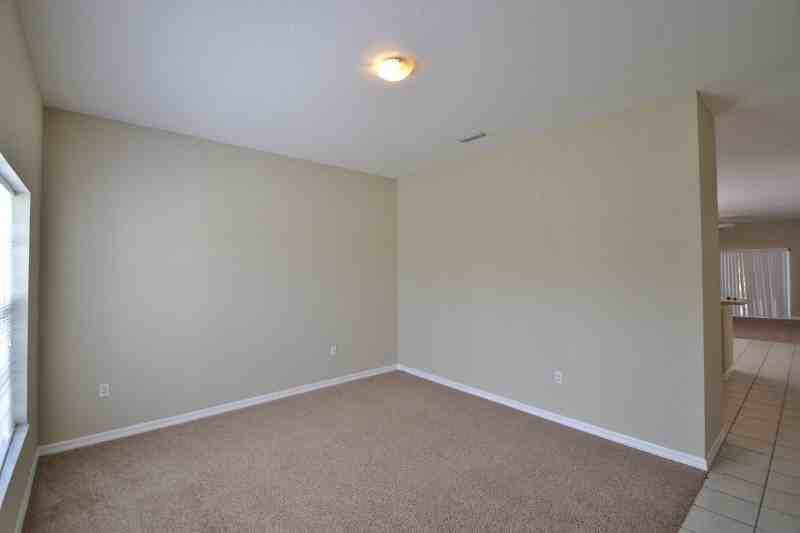 9607 Cypress Harbor Dr - Photo 2 of 16