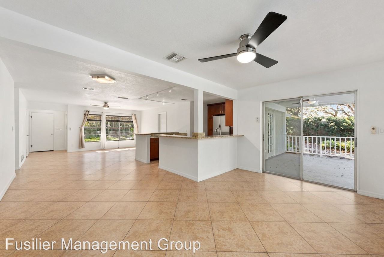 345 Mandalay Rd - Photo 2 of 24