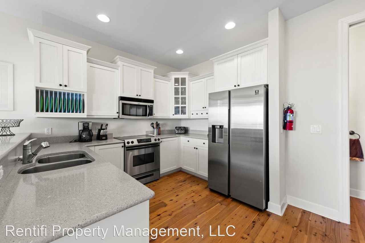 4590 Redfish Point Rd - Photo 2 of 49