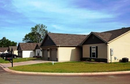 Hilltop Apartments, Rockwood Condominiums - Photo 3 of 16