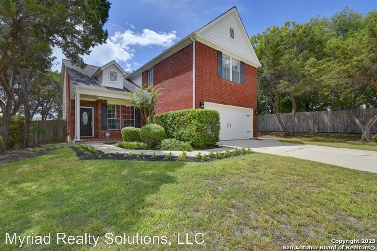16 Claybrook - Photo 2 of 26