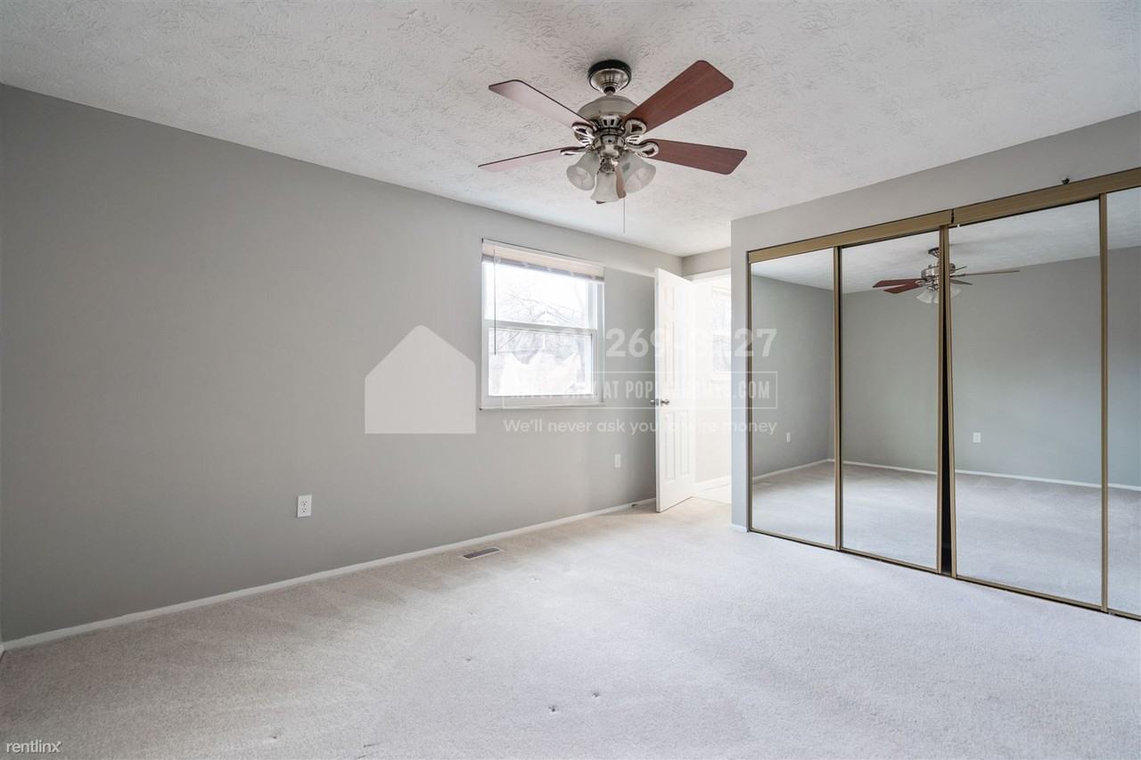 406 Olympic Ct - Photo 3 of 32