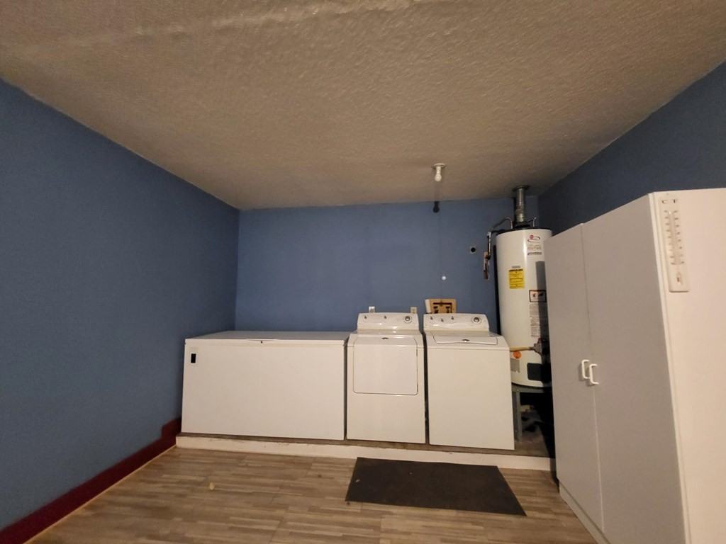 25 Windsong Ln - Photo 2 of 12