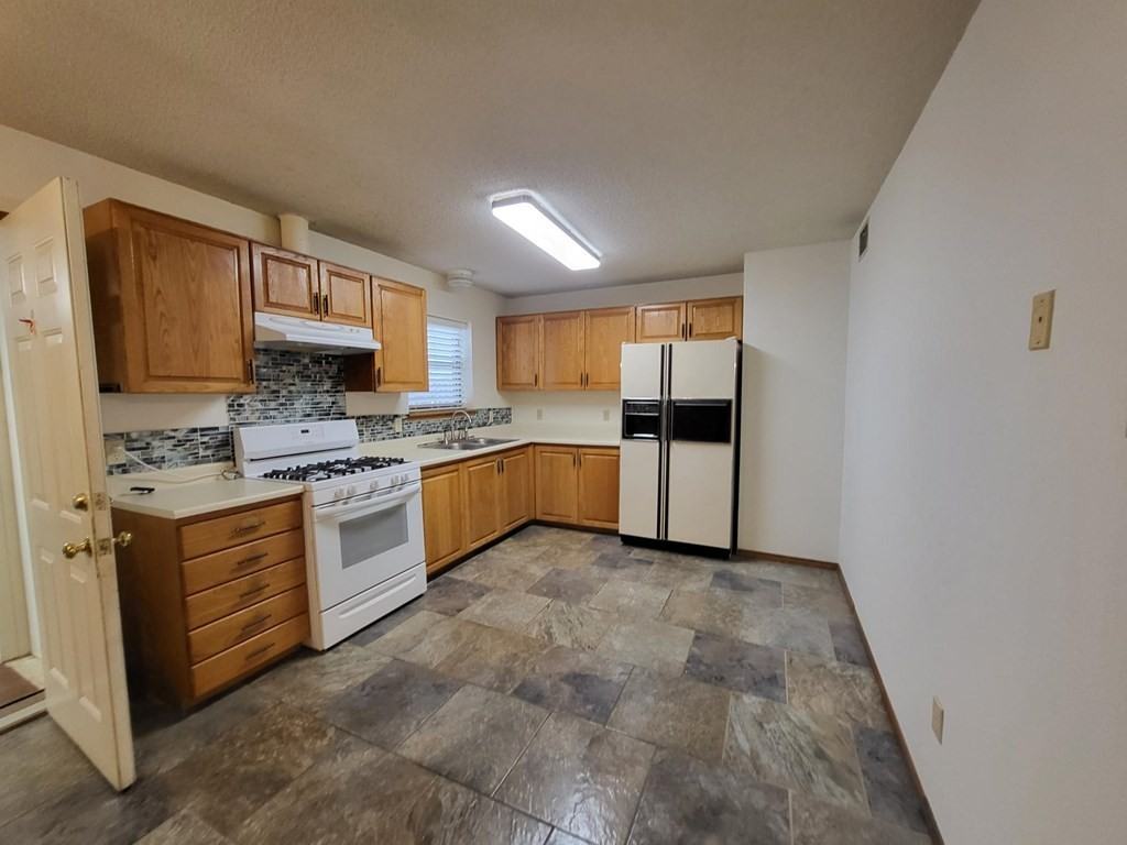 25 Windsong Ln - Photo 5 of 12