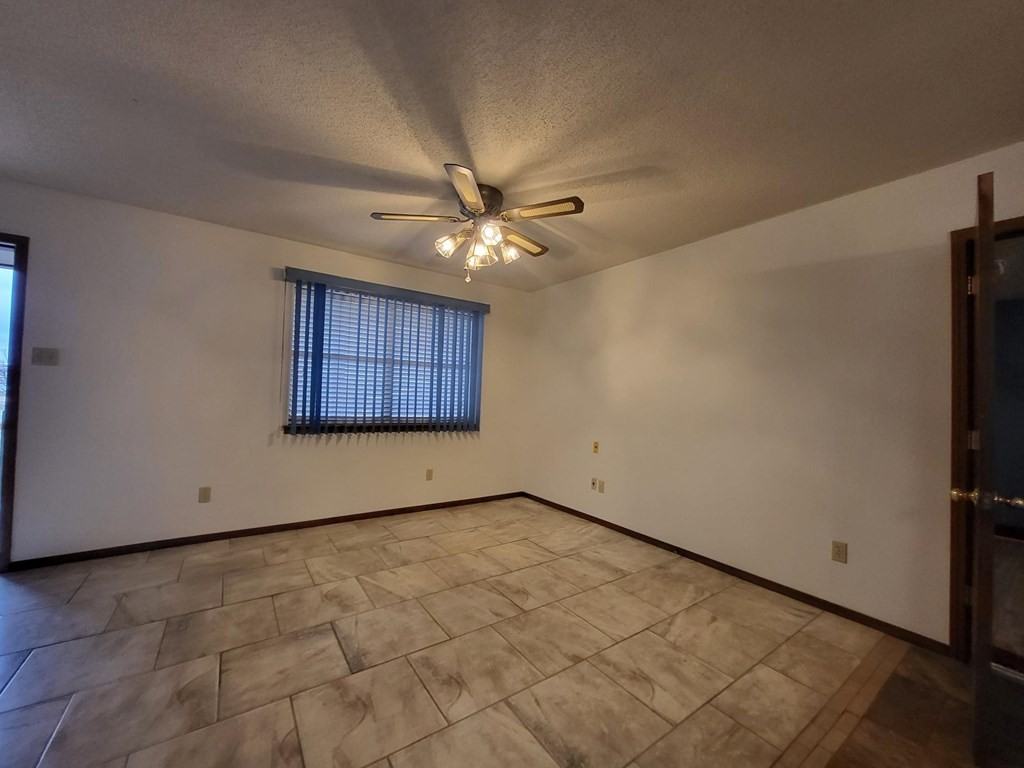 25 Windsong Ln - Photo 6 of 12