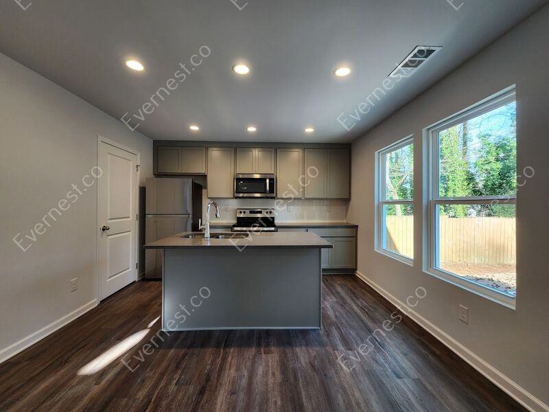 1309 Bolton Rd Nw - Photo 2 of 24