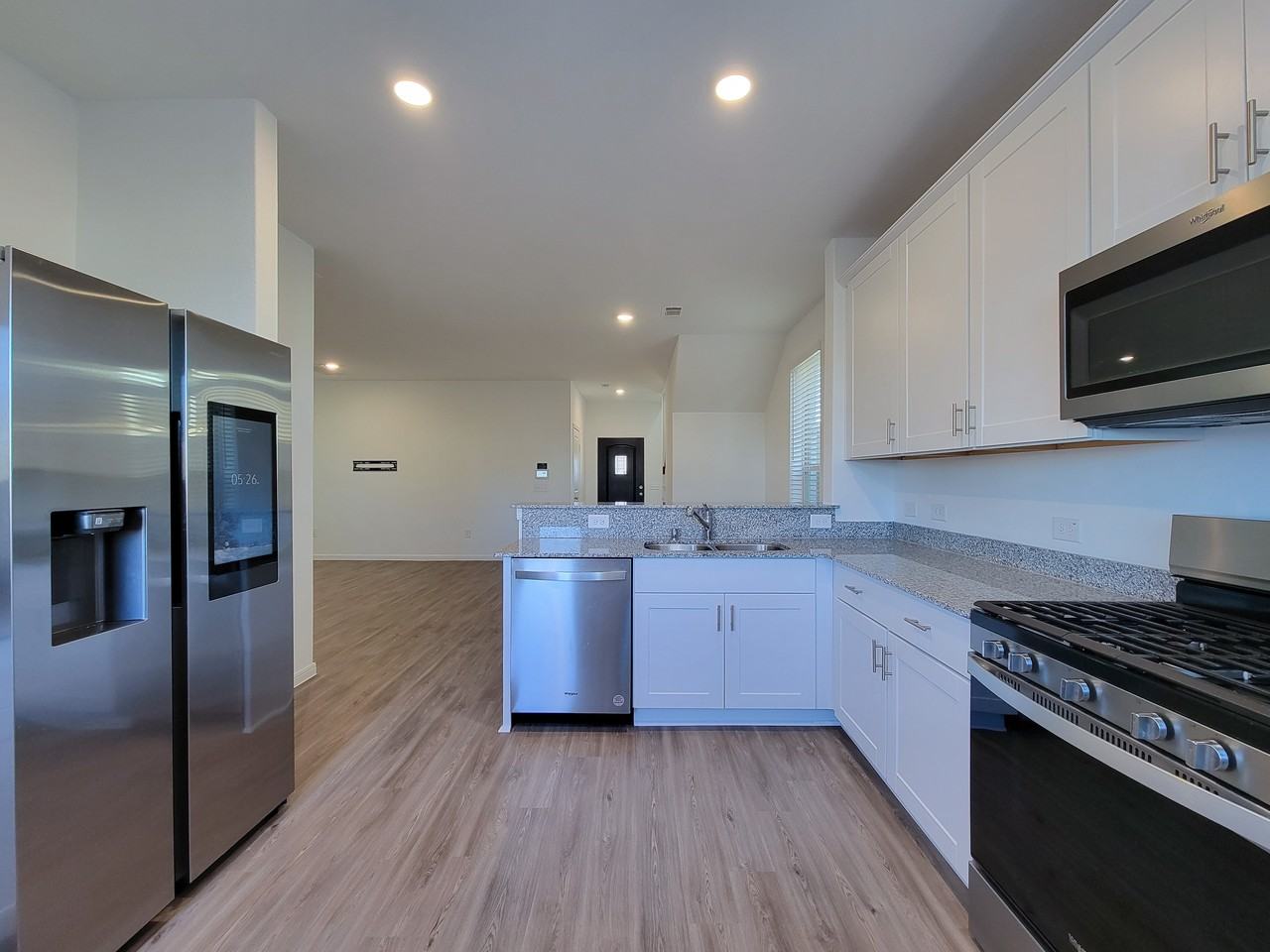 1072 Greenshank Dr - Photo 5 of 7