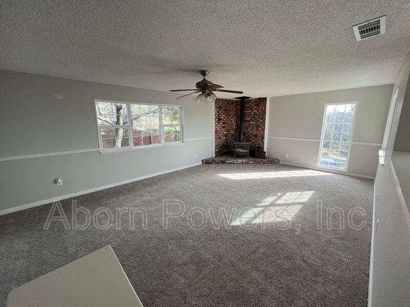 3985 Fairplay Ct - Photo 3 of 12
