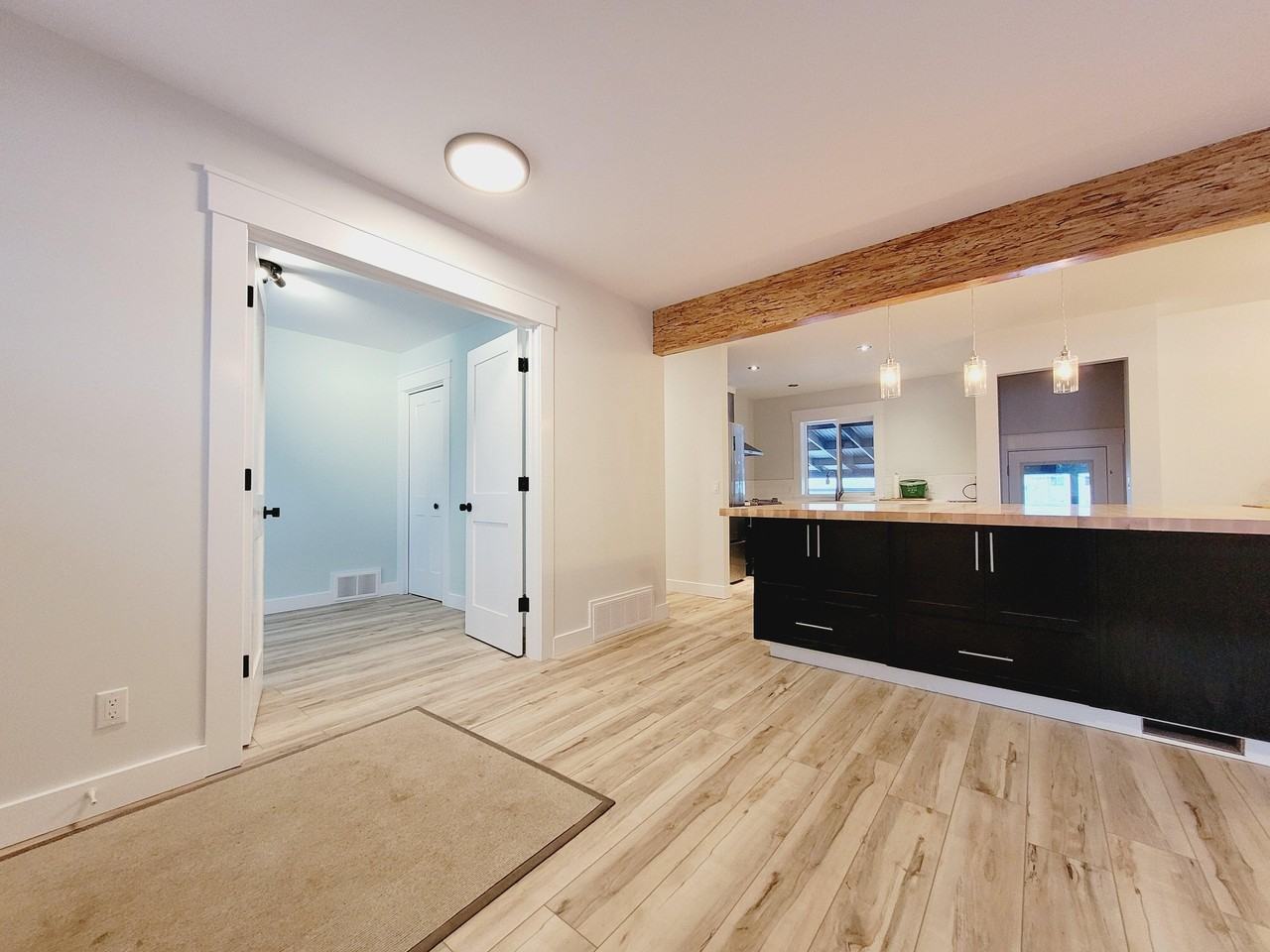 11552 139 St Nw - Photo 3 of 30