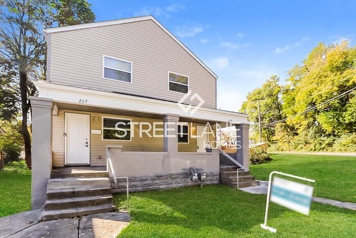 2117 Margaret Ave - Photo 2 of 16