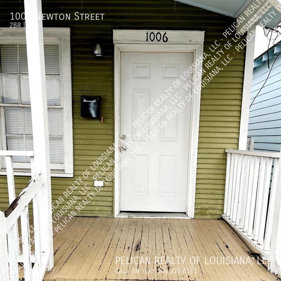 1006 Newton St - Photo 2 of 8