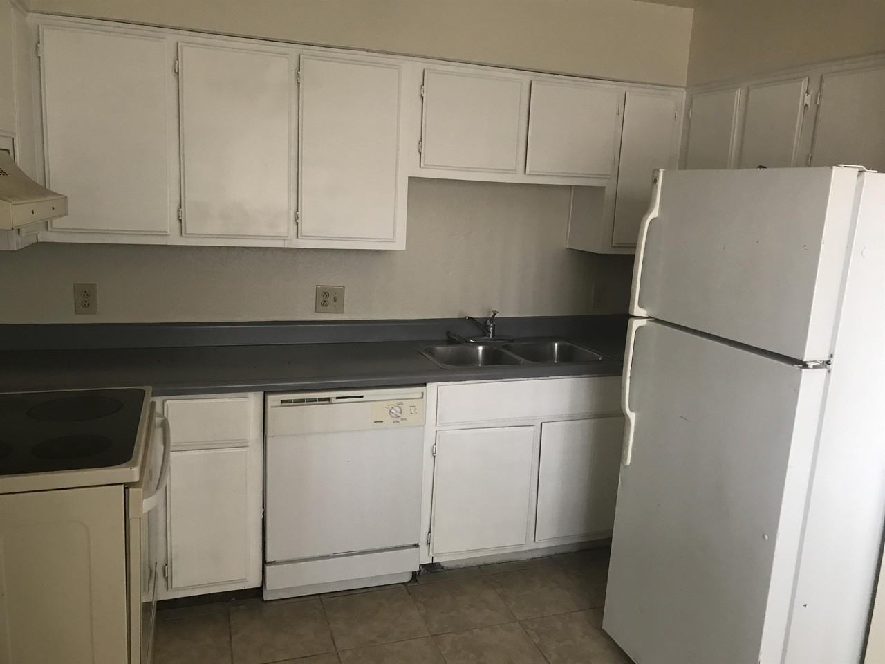 2807 E Marconi Ave #101 - Photo 4 of 7