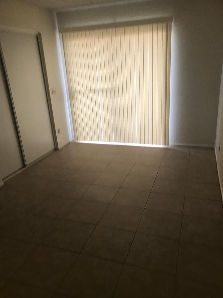 2807 E Marconi Ave #101 - Photo 5 of 7