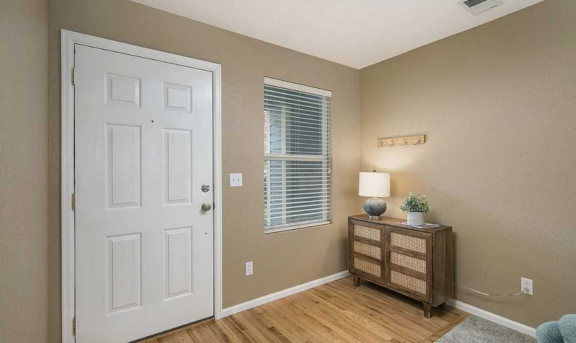 282 Smith Cir #1 - Photo 4 of 23