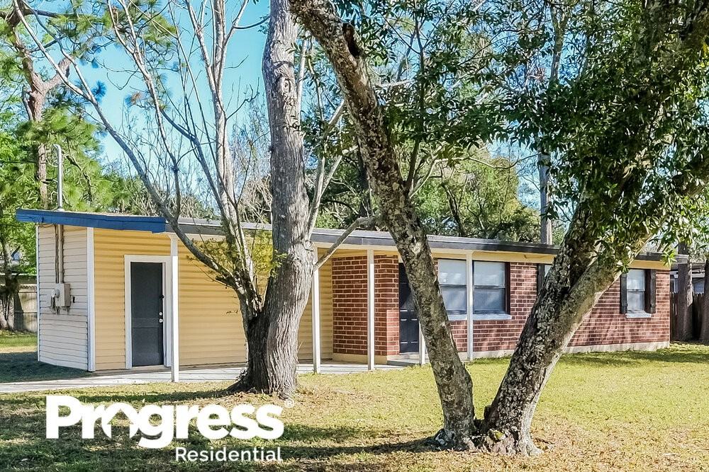 6303 Columbine Dr - Photo 3 of 16