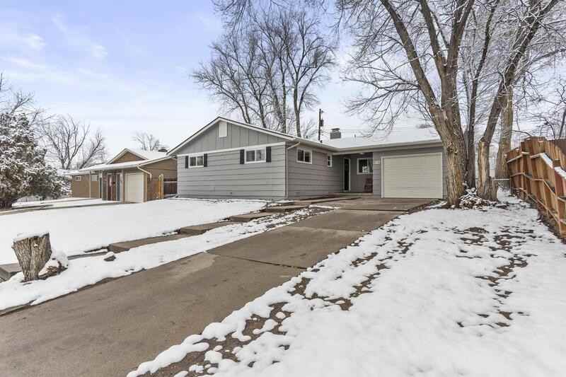 516 Holly Dr - Photo 2 of 17