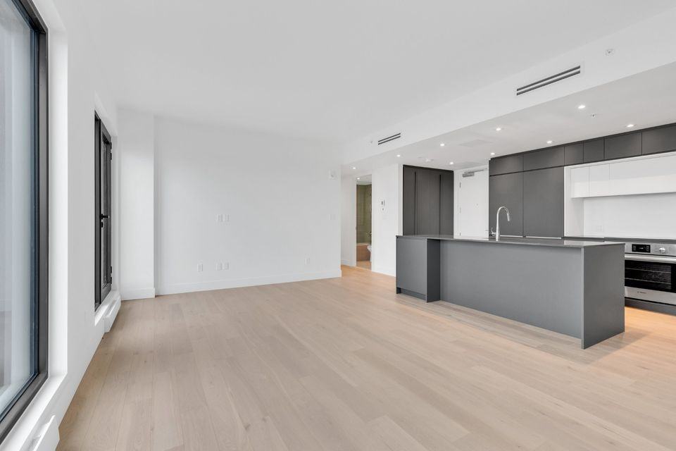 900 Rue André Prévost - Photo 2 of 18