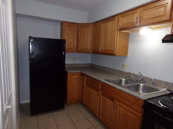 220 Loren Dr #220 - Photo 2 of 7